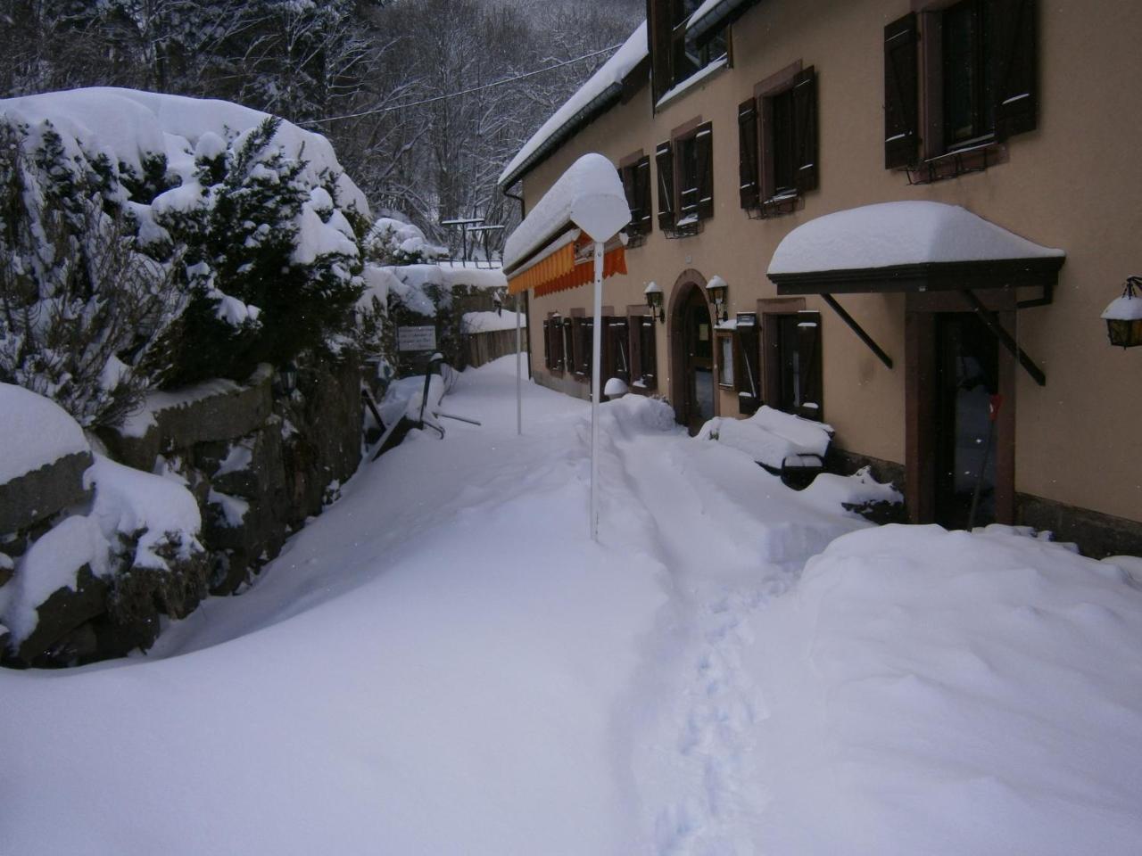 Kebespre Hotel Lapoutroie Luaran gambar